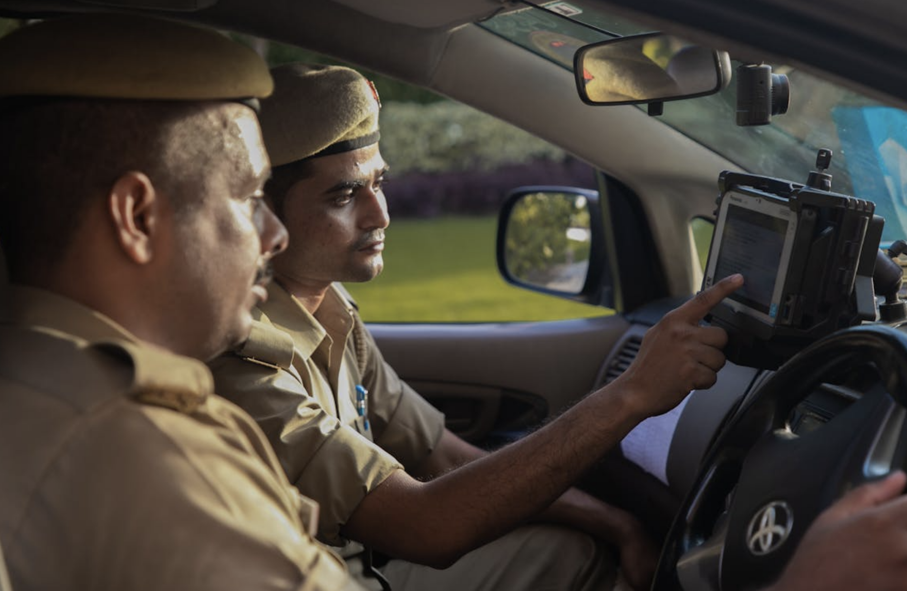 Police using in-car tablet for location tracking